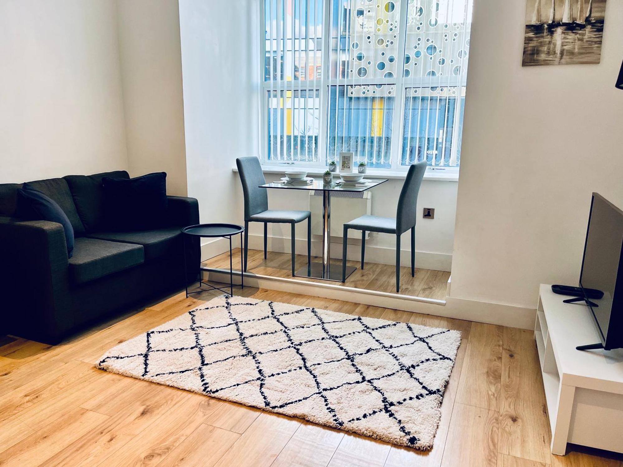 Fantastic Mill Apartment - 2023 Travellers Award Winner! Манчестър Екстериор снимка